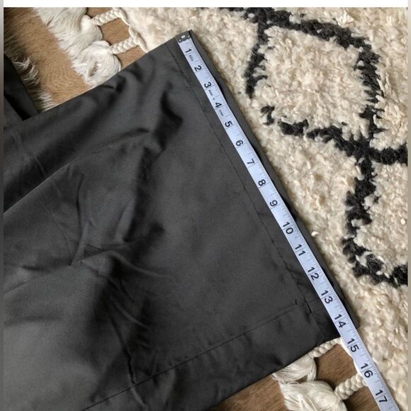 Athleta • Black Mercer Jumpsuit Size 8 - Picture 6 of 12